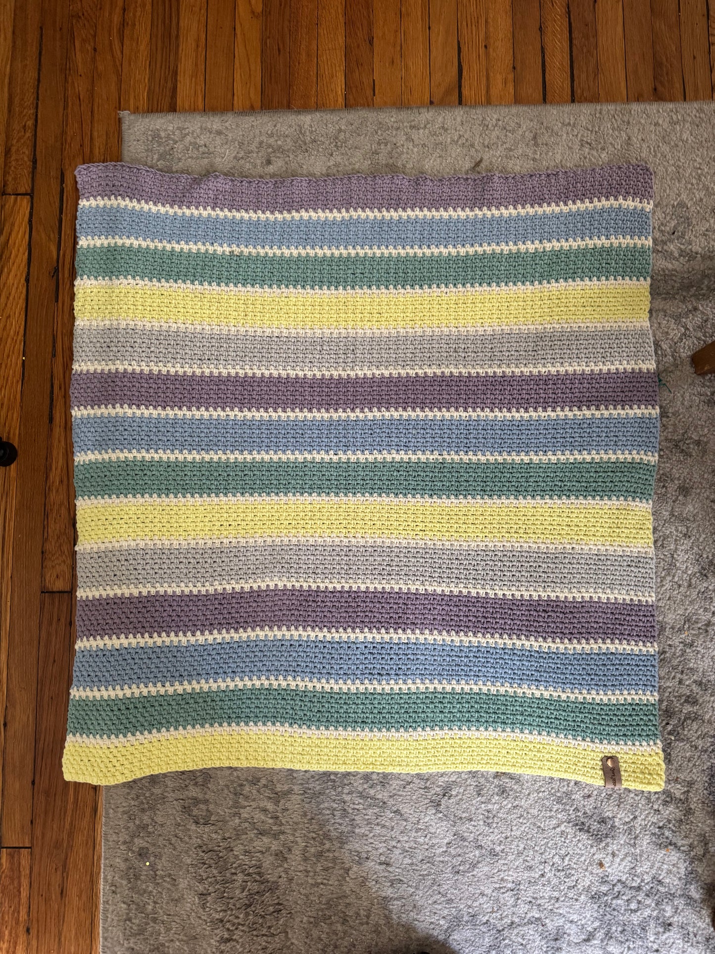 Lovie & Rosie's Baby Blanket Pattern & Video Tutorial